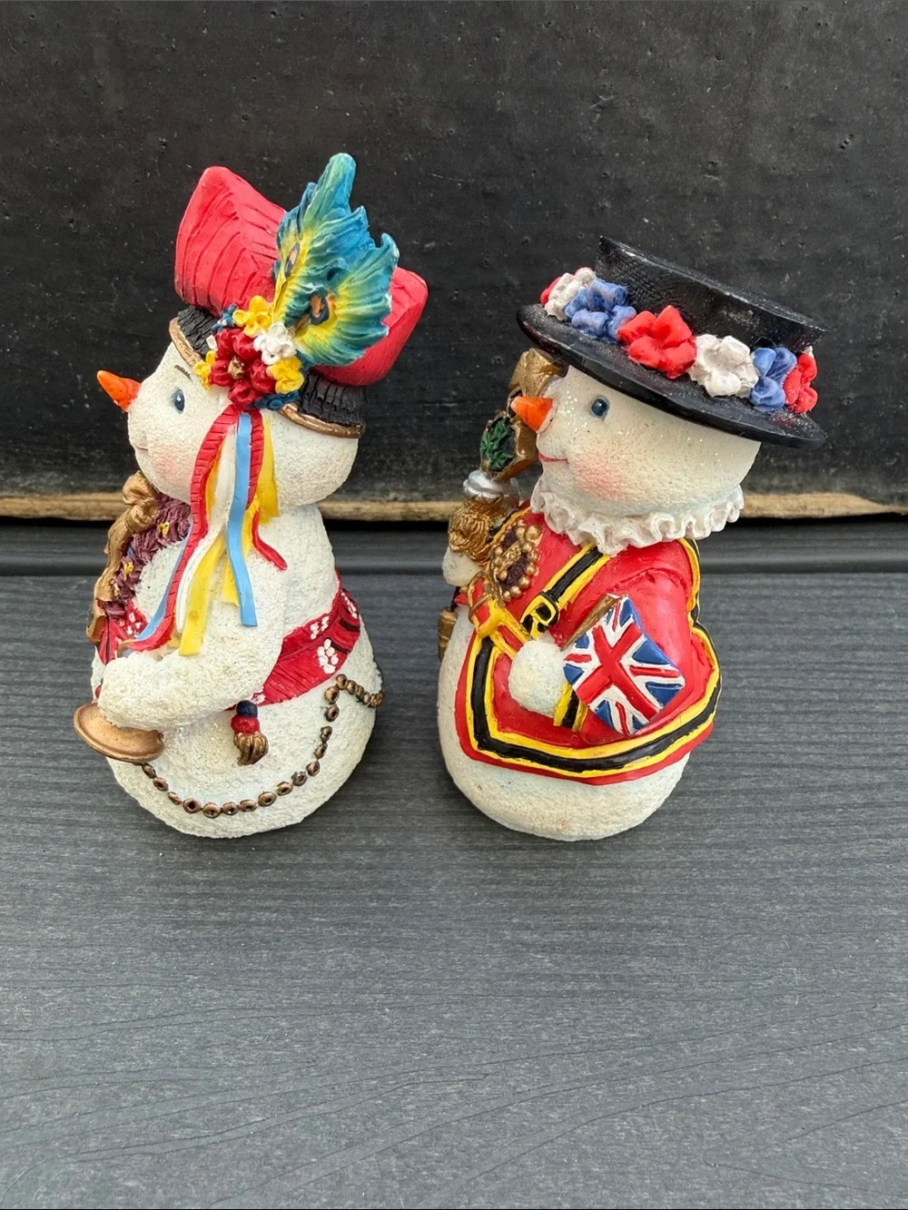 Galleria lucchese snowmen around the world 97/98 VTG British / Polish Flag Set